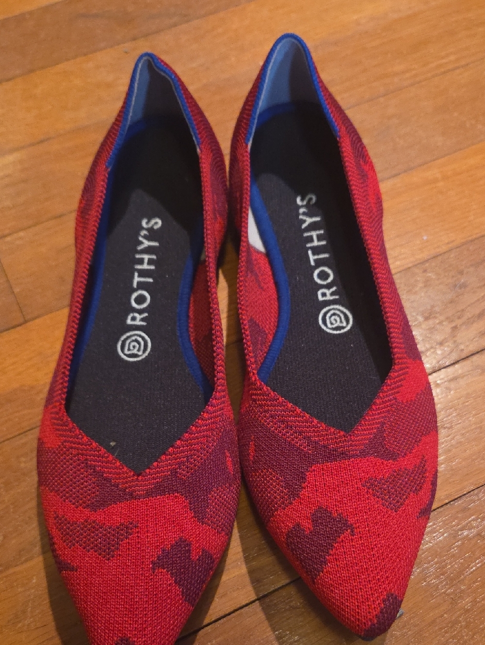 Rothy's The Point Ballet Flat RED CAMO